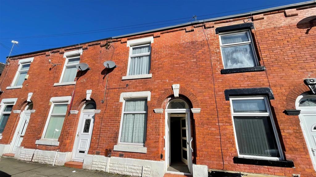 Chapel Street, Dukinfield, SK16 4QJ 2 bed terraced house for sale £