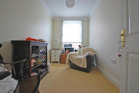 2 Chestnut Avenue, Great Notley, Braintree, CM77 7YJ
