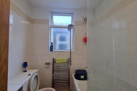 1 bedroom in a house share to rent - Tynemouth Road, Tottenham, London