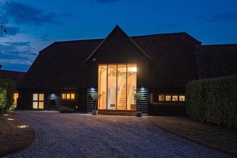 5 bedroom barn conversion for sale - Clapton Hall Lane, Dunmow