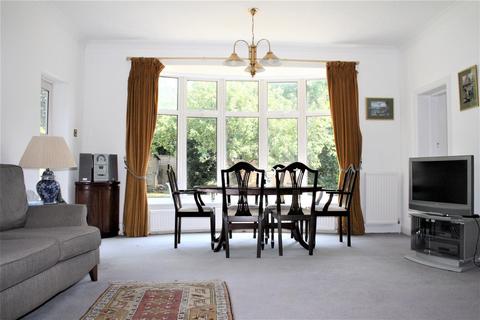 61 Highfield Drive, Epsom, KT19 0AU