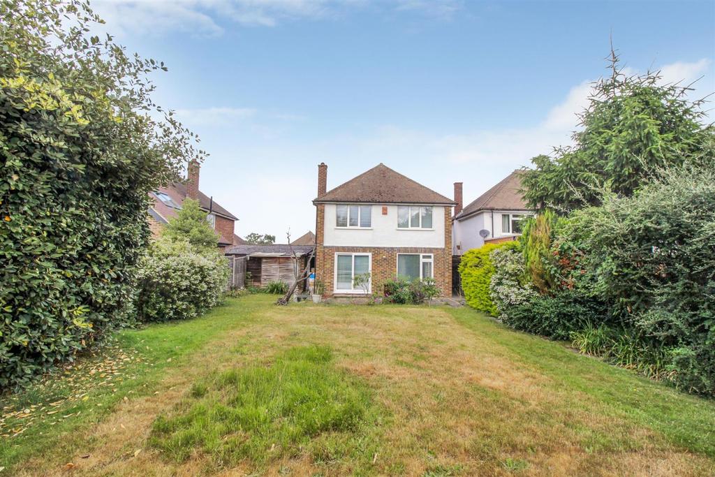Fairfax Avenue, East Ewell 3 bed detached house £850,000