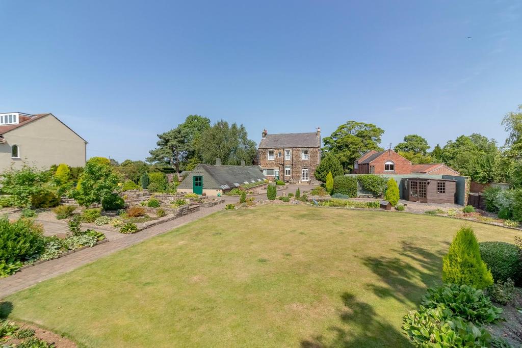 Forest Moor Road, Knaresborough 4 bed detached house £1,000,000