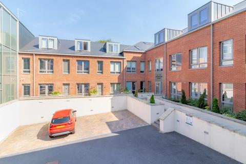 Apartment 15, Springfield Court Springfield Avenue, Harrogate, HG1 2HR