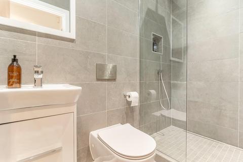 Apartment 15, Springfield Court Springfield Avenue, Harrogate, HG1 2HR