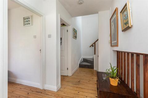 4 bedroom semi-detached bungalow for sale - Bramble Rise, Brighton