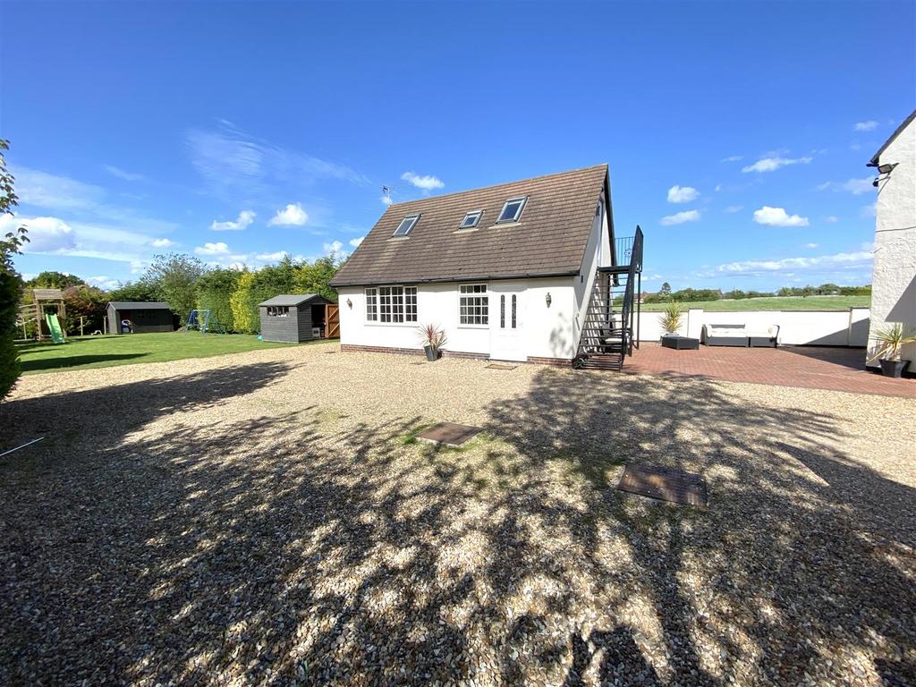 Rose Cottage (6).jpeg