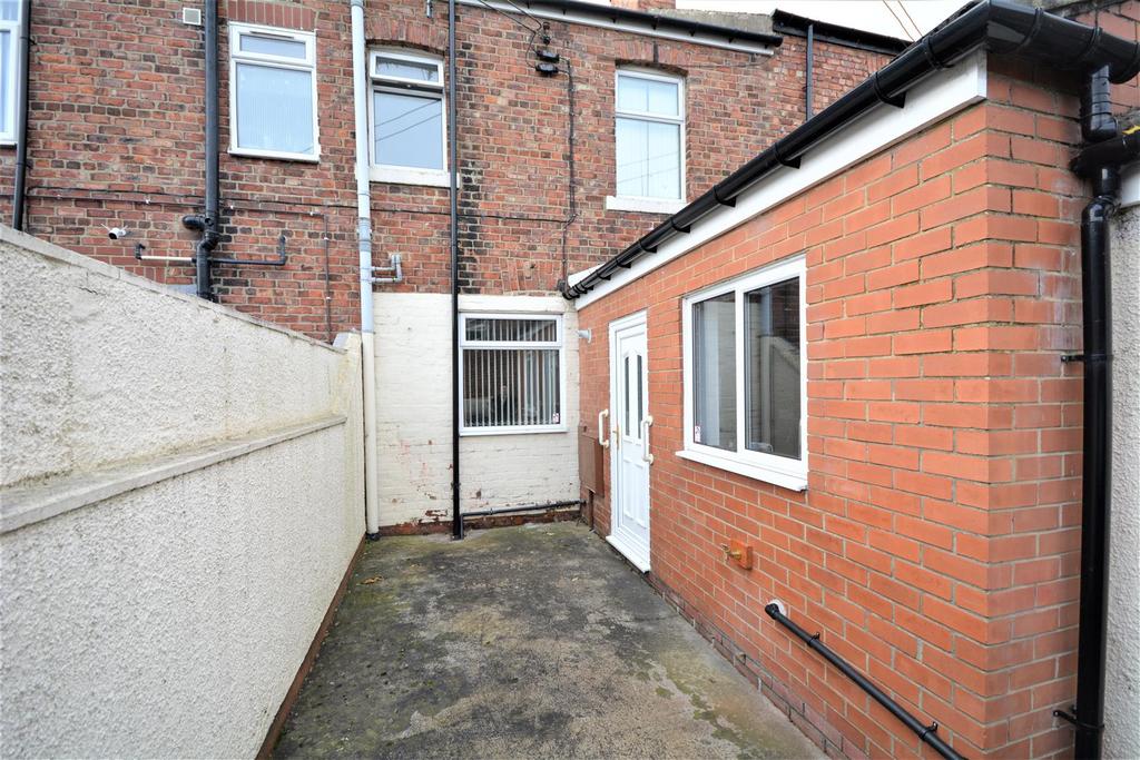 West View, Auckland, Durham 2 bed terraced house £58,000