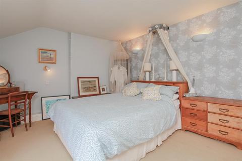 Croxdale Evenlode Road, Moreton-in-marsh, GL56 0HS