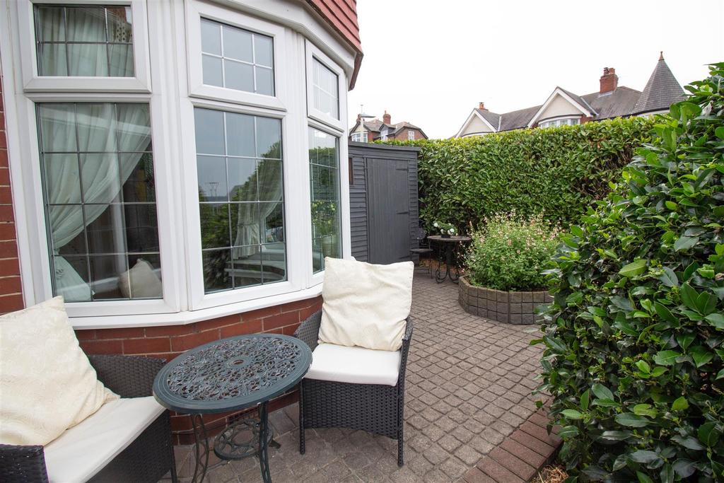 Side Garden