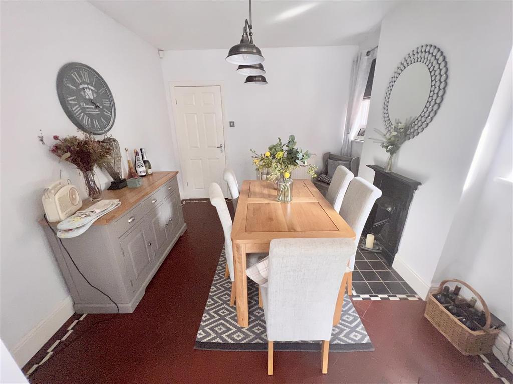 Paradise Lane, Hall Green, Birmingham 3 bed detached house £375,000