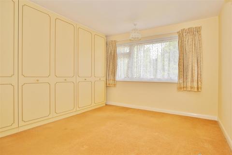 18 Eynsford Road, Farningham, Dartford, DA4 0BD
