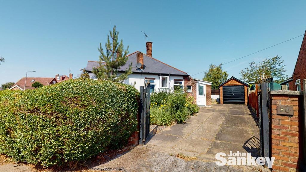 Ellesmere Road, Forest Town, Mansfield 2 bed detached bungalow £210,000