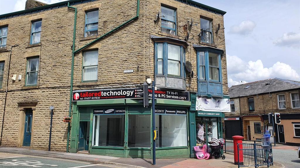 Lees Road, Mossley, AshtonUnderLyne Shop to rent £750 pcm (£173 pw)