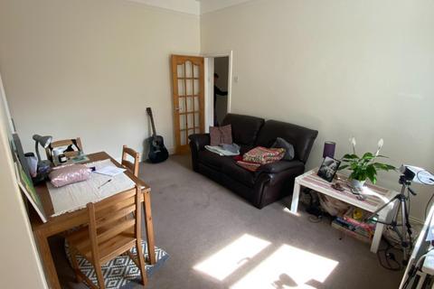 2 bedroom flat to rent - Park Crescent East, North Shields
