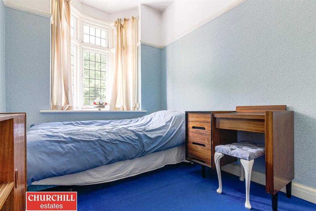 Bed3.jpg