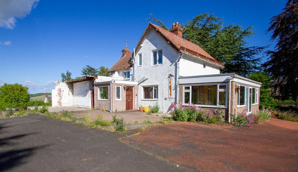 Outside, Gardens, Views