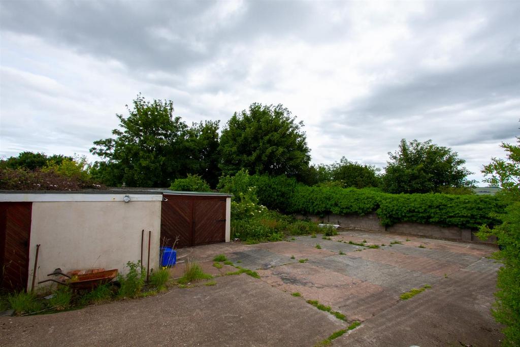 Outside, Gardens, Views