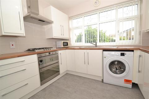 51 Back Lane, Queensbury, Bradford, BD13 1HB