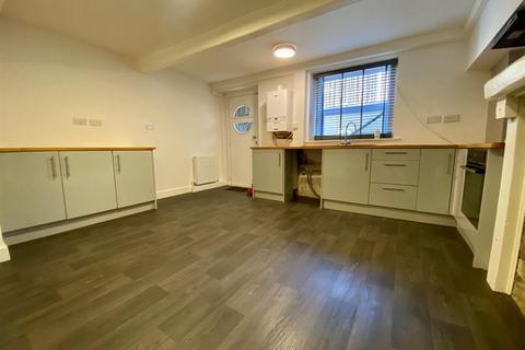 150 Blacker Road, Huddersfield, HD1 5HH