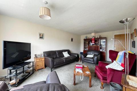 35 Baslow Crescent, Dodworth, Barnsley, S75 3SG