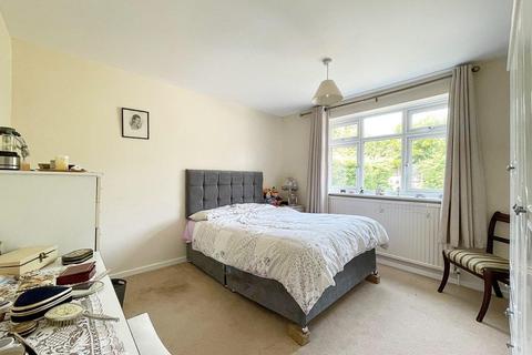 35 Baslow Crescent, Dodworth, Barnsley, S75 3SG
