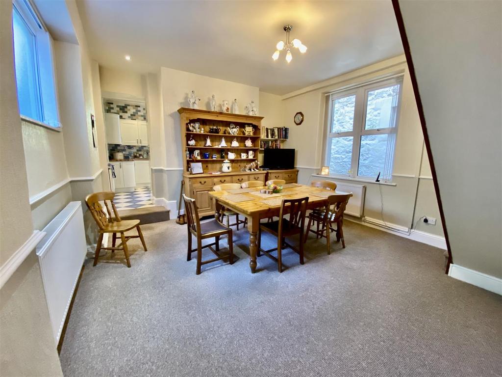 1 D4385 DB-5485-4 DF0-A412-326 D941 F7 F95.jpeg