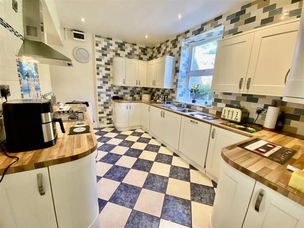 37 E9 E417-5 BD9-4 F36-B87 E-F33 EDEDDC922.jpeg