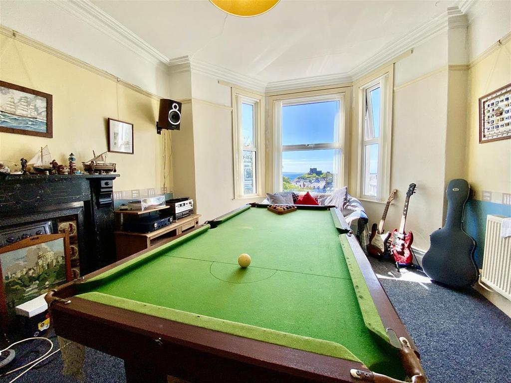 C93 B6 DEC-B1 AA-4839-A72 E-167745 E0 F9 A7.jpeg