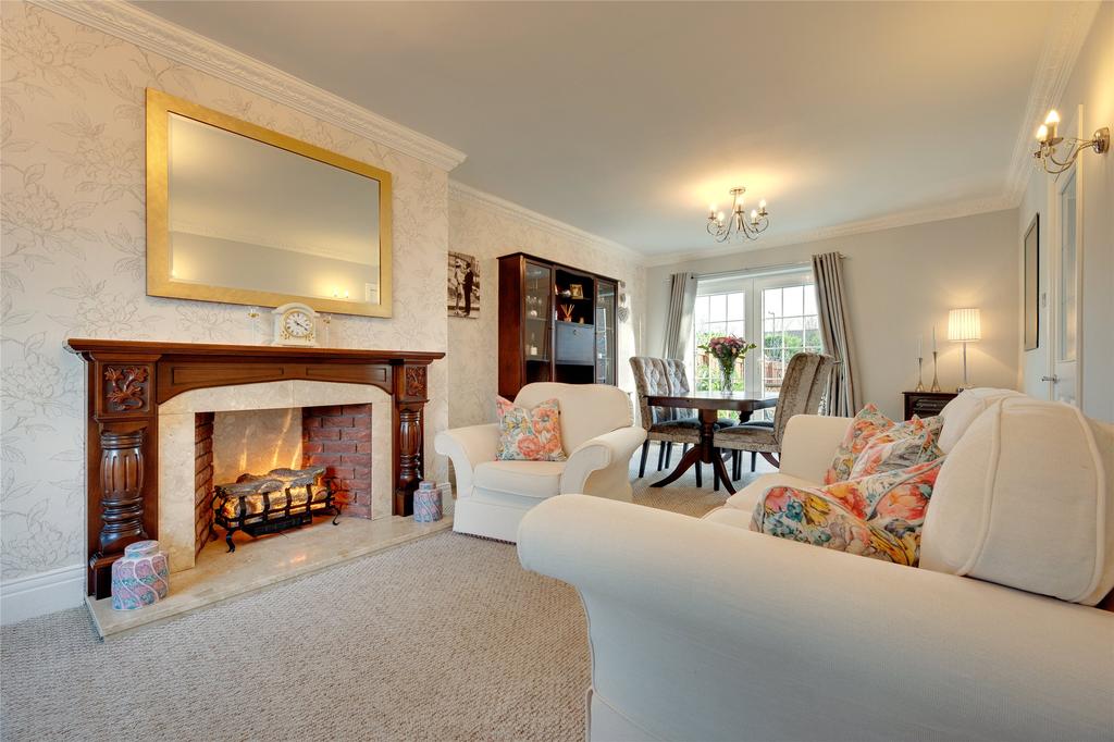 Neptune Road, Dumpling Hall, Newcastle Upon Tyne, NE15 3 bed semidetached house £210,000