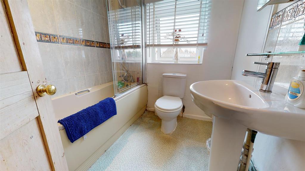 St-Georges-Road-07192022 170930.jpg
