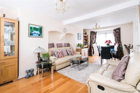 10 Suffield Road, London, E4 9TA