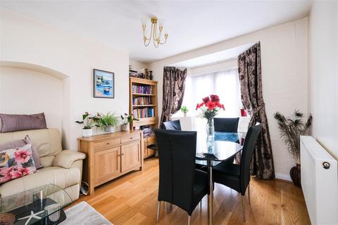 10 Suffield Road, London, E4 9TA