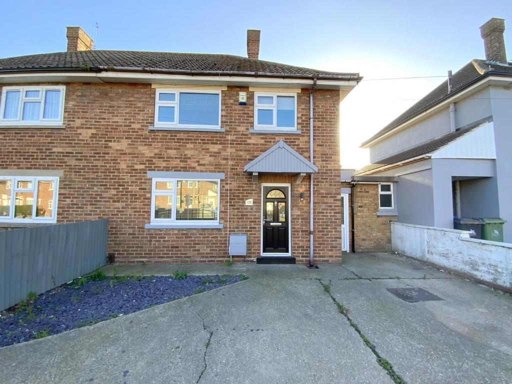 Sandringham Road, Cleethorpes 3 bed semidetached house £165,000