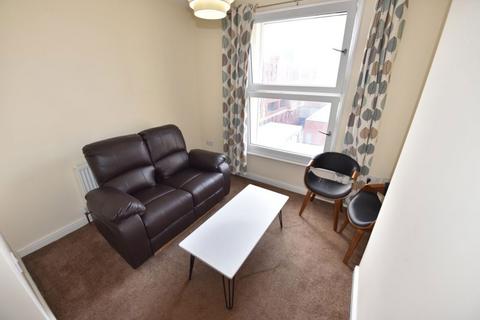 1 bedroom flat to rent, 63a Great George St Flat 3