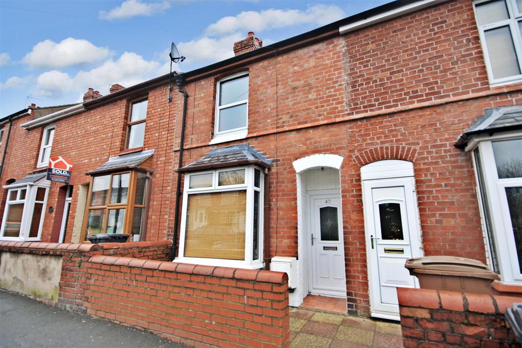 Llwyn Road, Oswestry 2 bed terraced house £650 pcm (£150 pw)