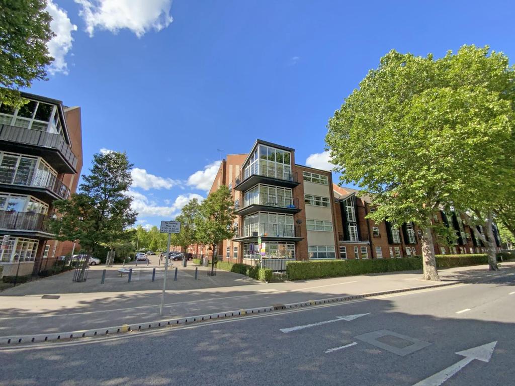 Larchmont Road, Anstey Lane, Leicester 3 bed apartment £189,950