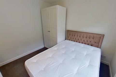 2 bedroom flat to rent, The Village Street, Burley, Leeds
