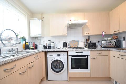 2 bedroom terraced house to rent, Mortimer Way, CM8