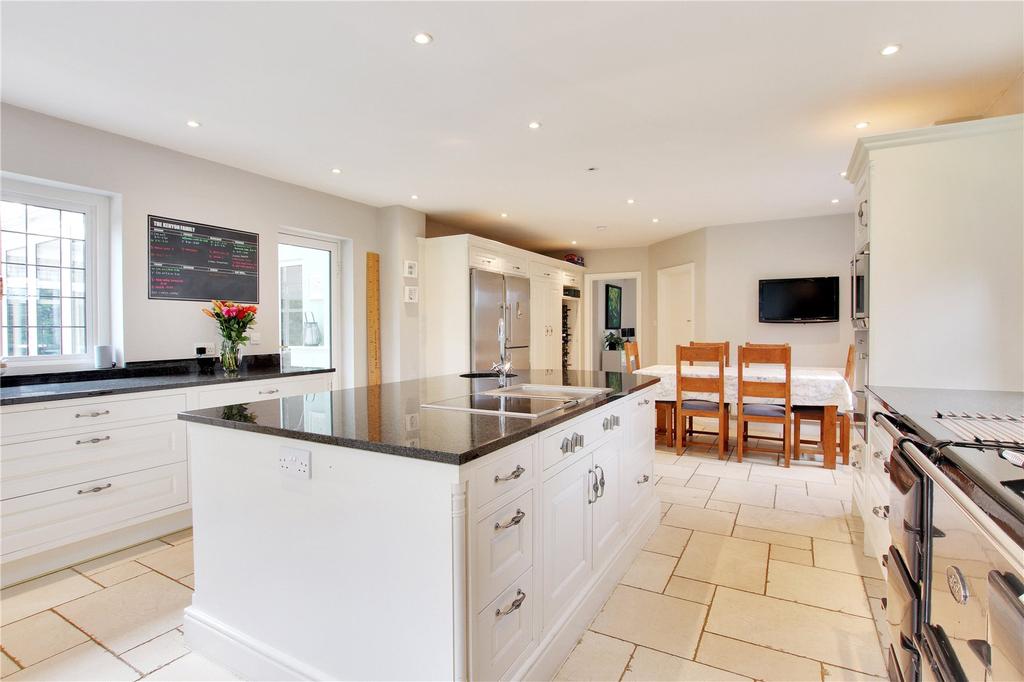 Kitchen/Breakfast Rm