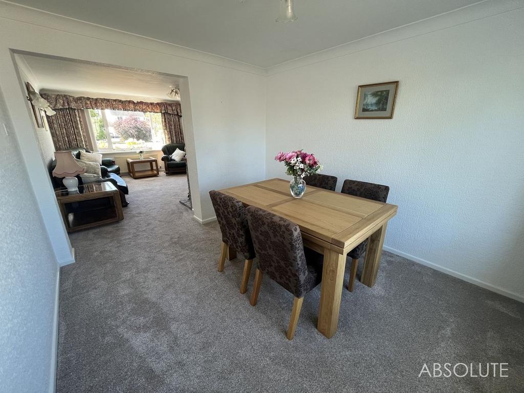 Oldenburg Park, Paignton 3 bed semidetached house £439,950