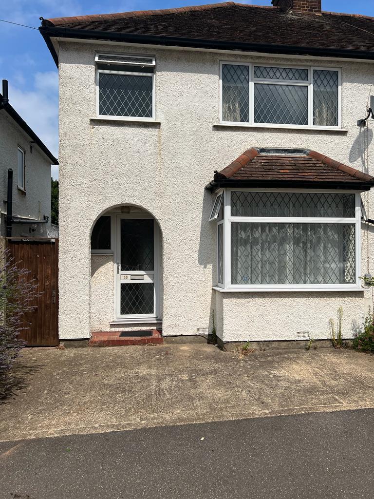 King Avenue, Watford, WD18 3 bed house £1,750 pcm (£404 pw)