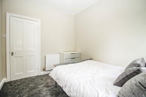 1 bedroom in a house share to rent - Mitford Road, Armley, Leeds, LS12