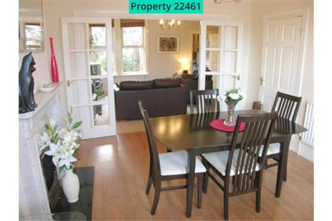 2 bedroom semi-detached house to rent, CHAFFINCH ROAD, BECKENHAM, BR3 4LT