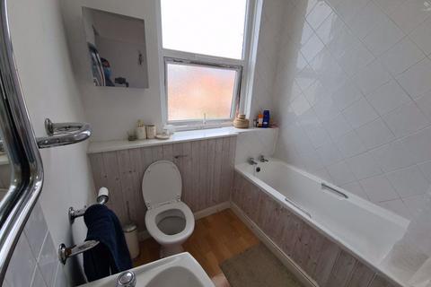 1 bedroom house to rent, Victoria Terrace, Leeds