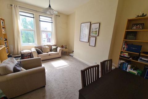 1 bedroom house to rent, Victoria Terrace, Leeds