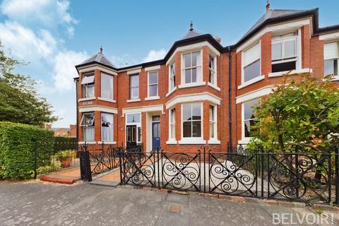 3 bedroom terraced house to rent, Alfred Street, Cherry Orchard, Shrewsbury, SY2