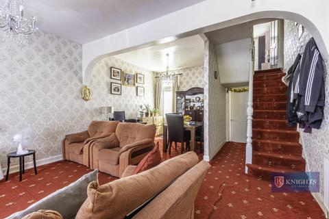3 bedroom terraced house for sale, Bromley road, London, N17
