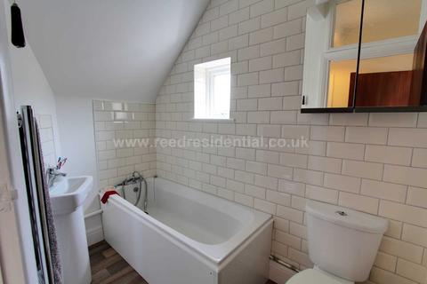 44 Caulfield Road, Shoeburyness, Southend-on-sea, SS3 9LJ