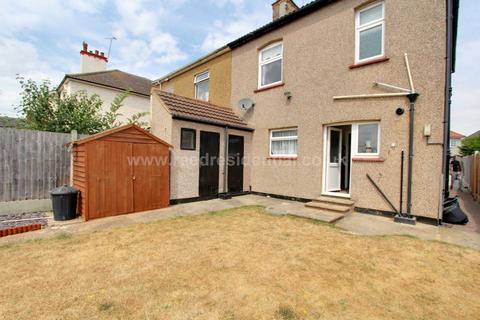 44 Caulfield Road, Shoeburyness, Southend-on-sea, SS3 9LJ